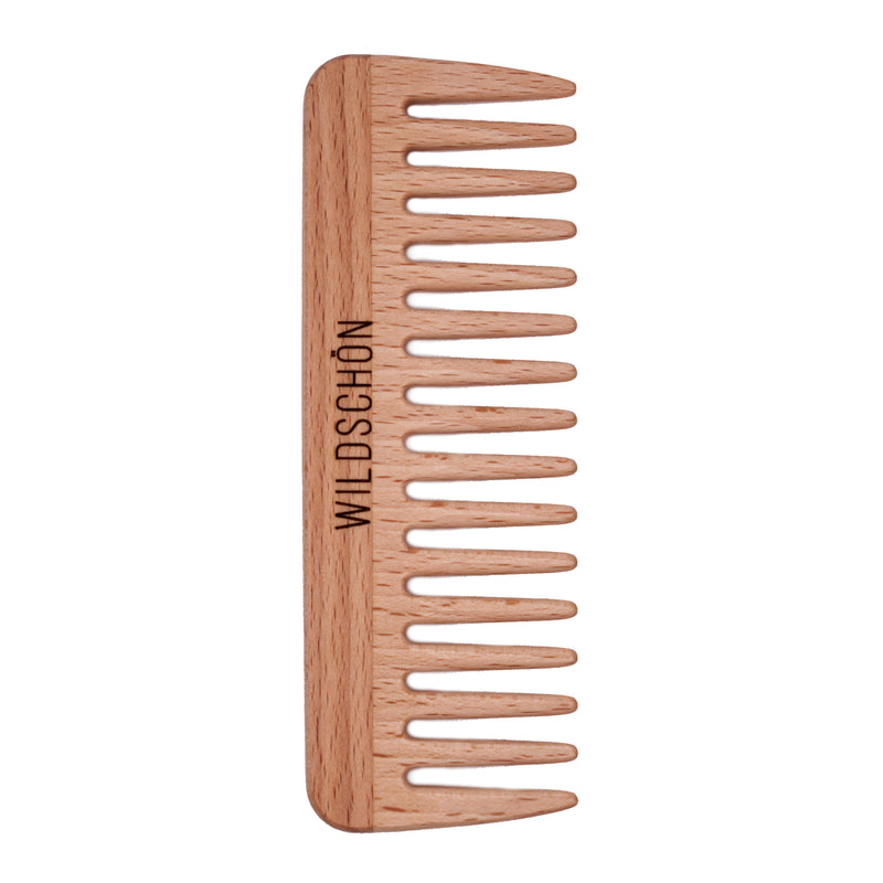Hairdressing comb made of oiled beech wood